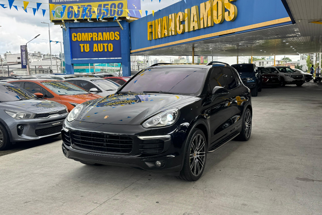 Porsche Cayenne S 2015 (2015)