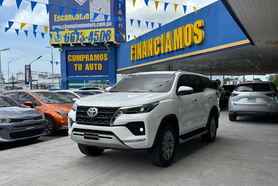 Toyota Fortuner 2024 (2024)