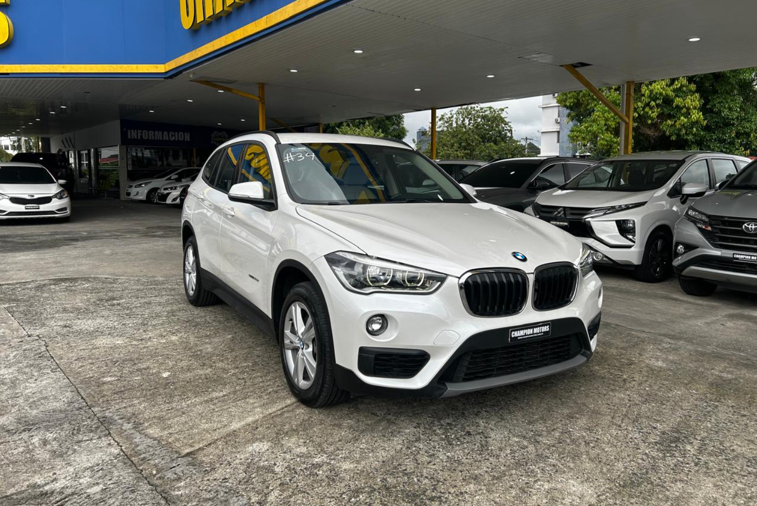 BMW X1 2017 Automático color Blanco, Imagen #3