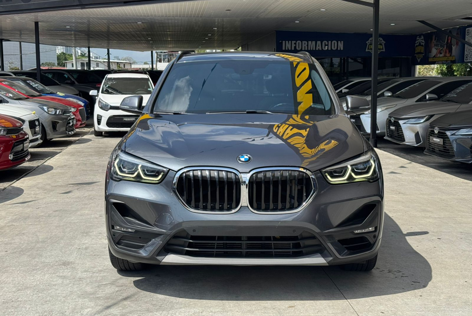 BMW X1 2022 Automático color Gris, Imagen #2
