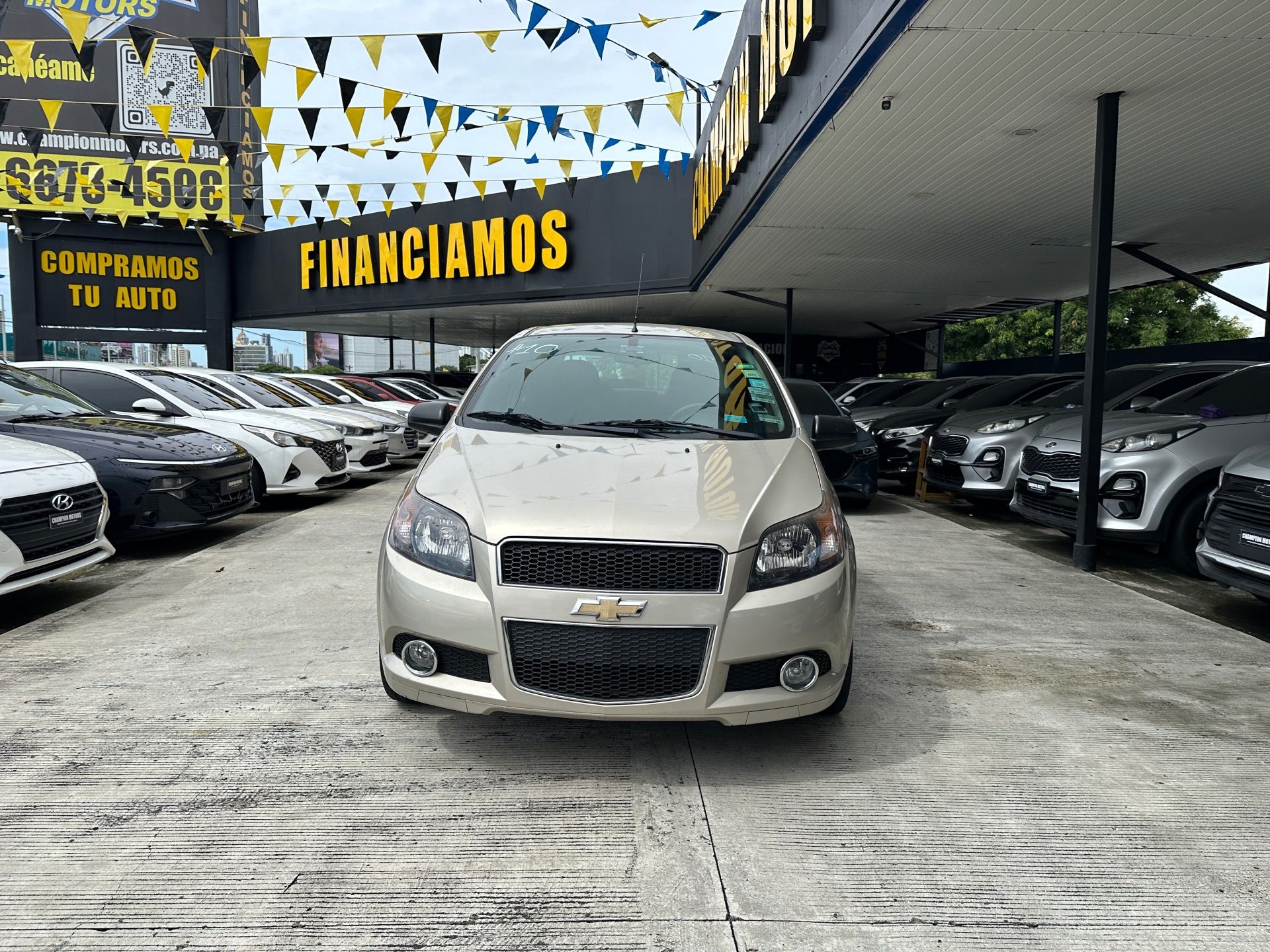 Chevrolet Aveo 2016, Foto 2
