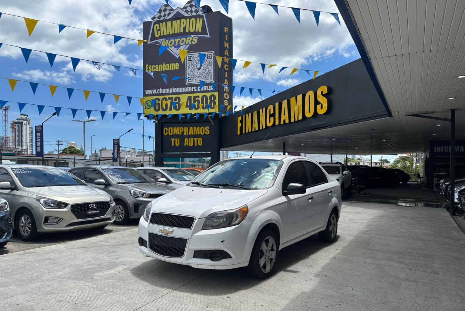 Chevrolet Aveo 2017 Automático color Blanco, Imagen #1