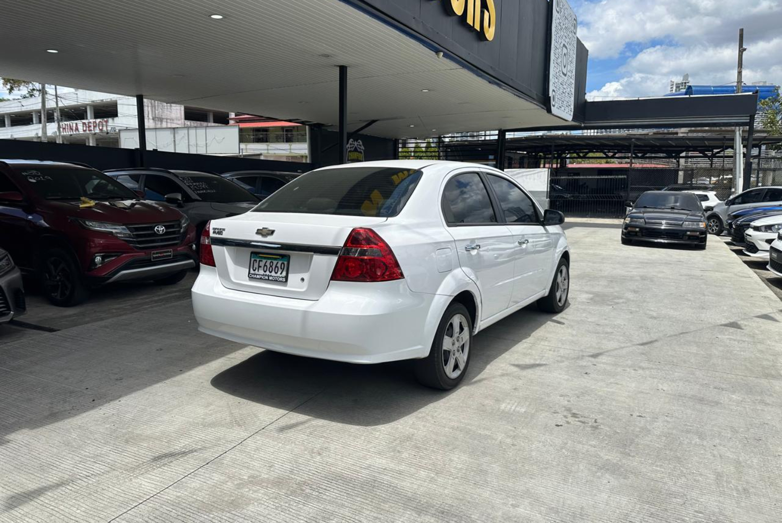 Chevrolet Aveo 2017 Automático color Blanco, Imagen #4