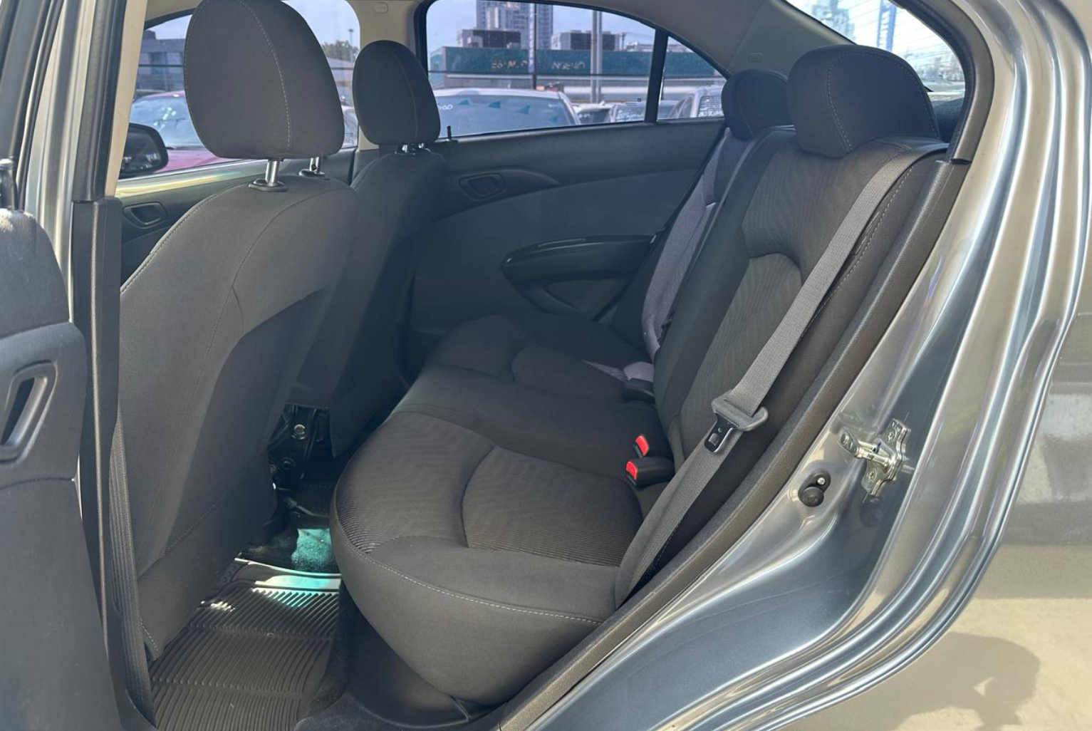 Chevrolet Beat 2021 Manual color Gris, Imagen #9