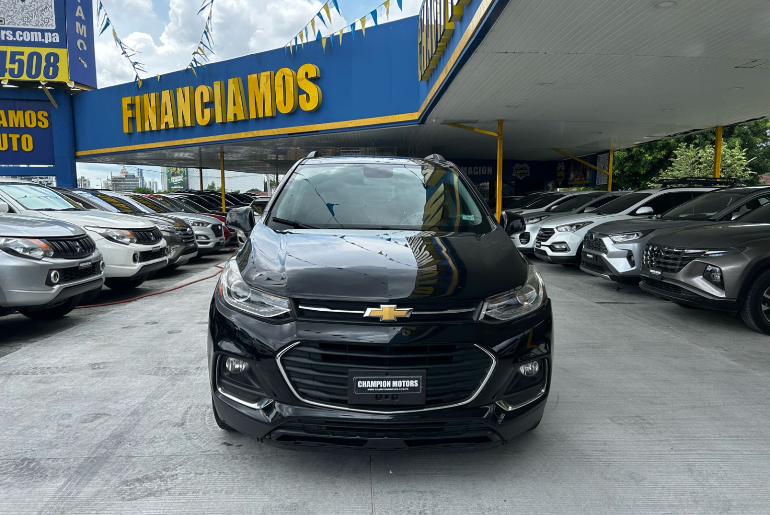 Chevrolet Trax 2017 Automático color Negro, Imagen #2