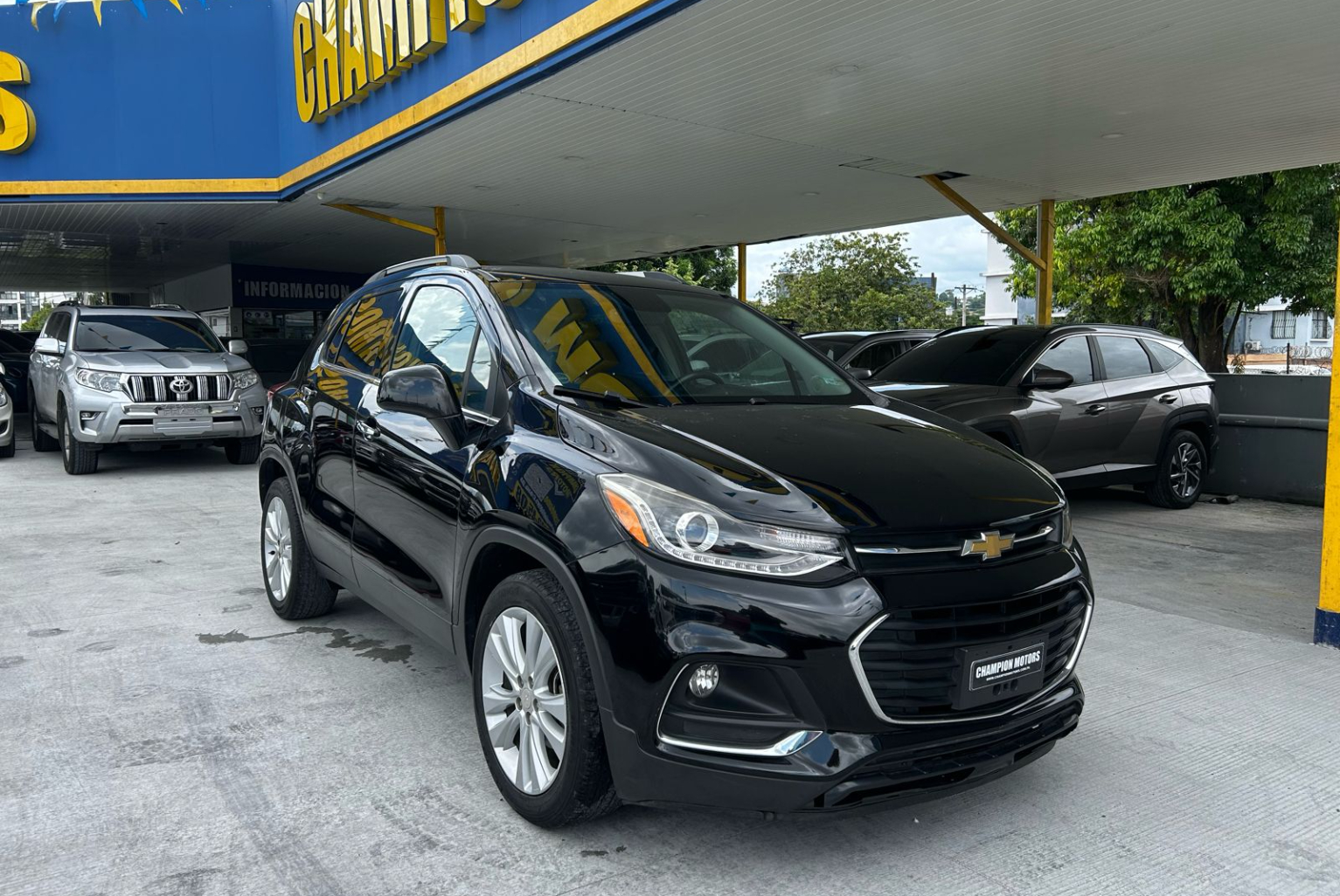 Chevrolet Trax 2017 Automático color Negro, Imagen #3