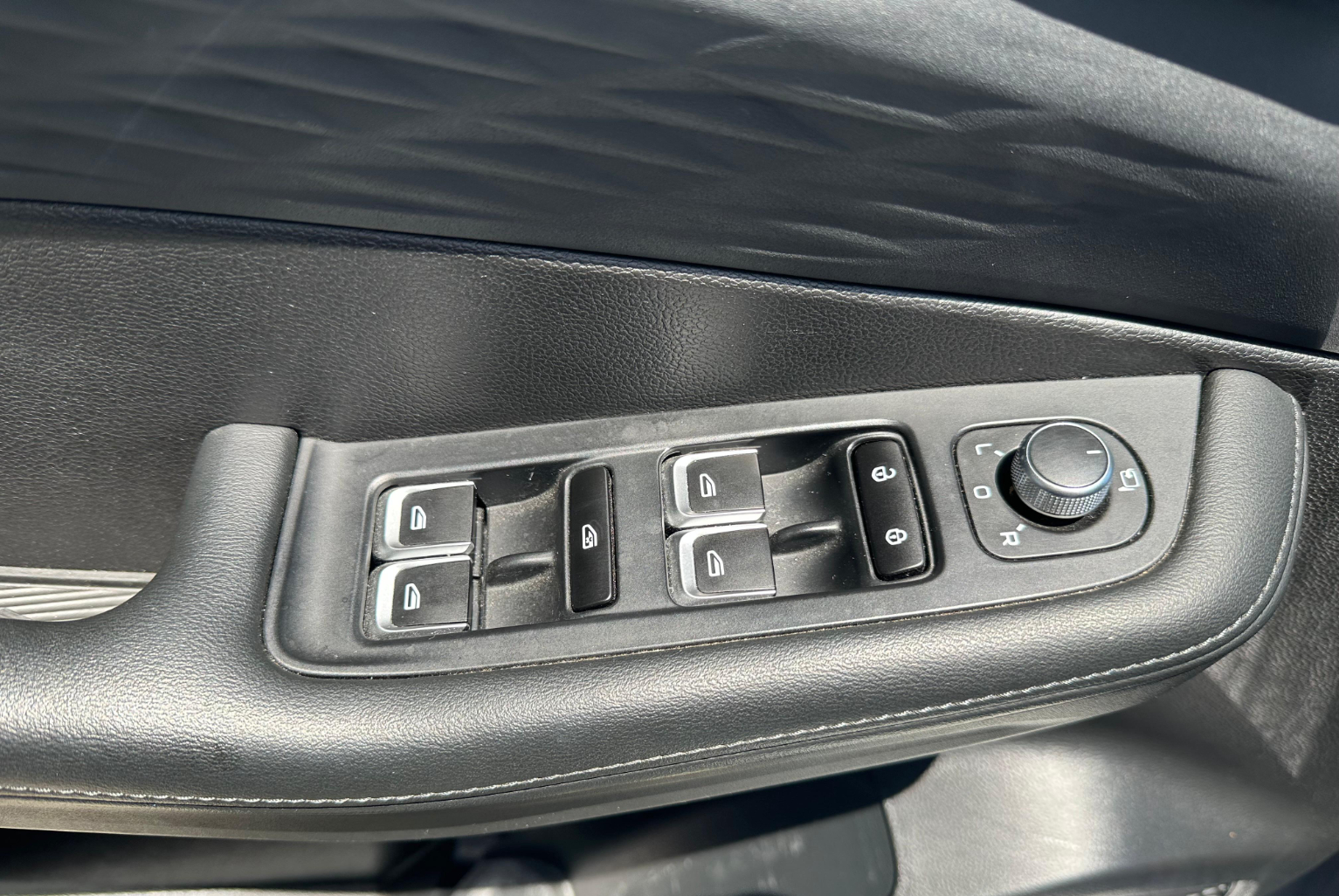 Geely Coolray 2025 Automático color Blanco, Imagen #13