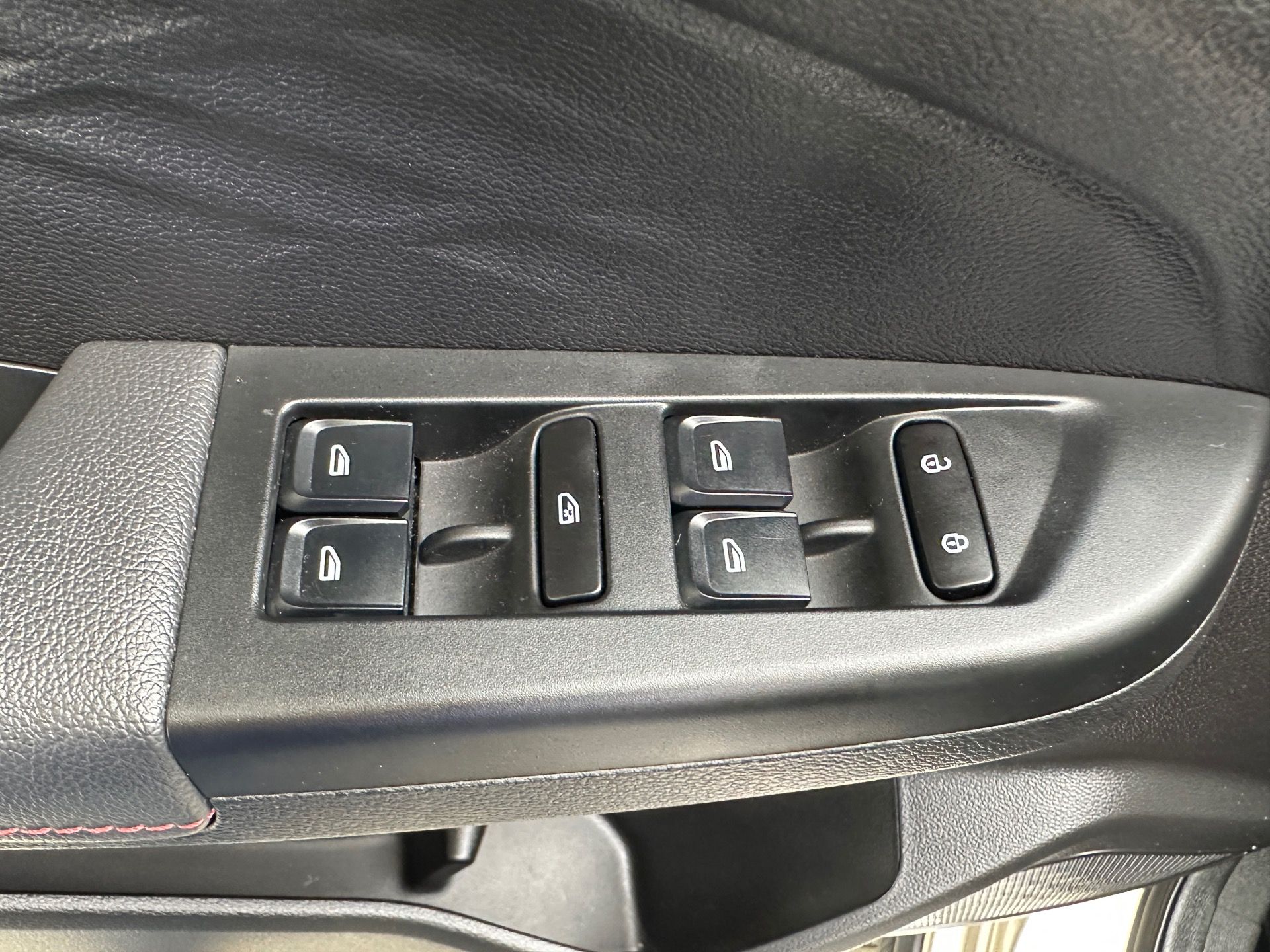 Geely Gx3 Pro 2025, Foto 7