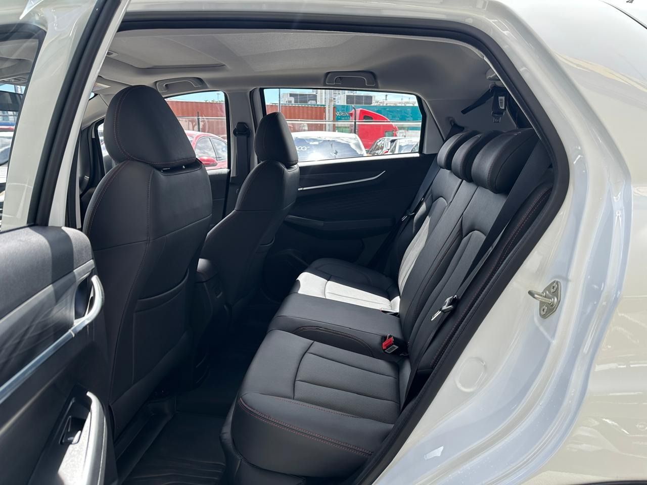 Geely Gx3 Pro 2027, Foto 10