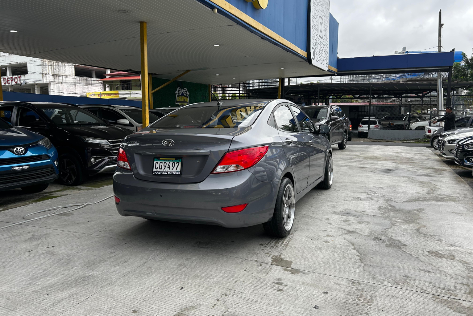 Hyundai Accent 2018 Automático color Plateado, Imagen #4