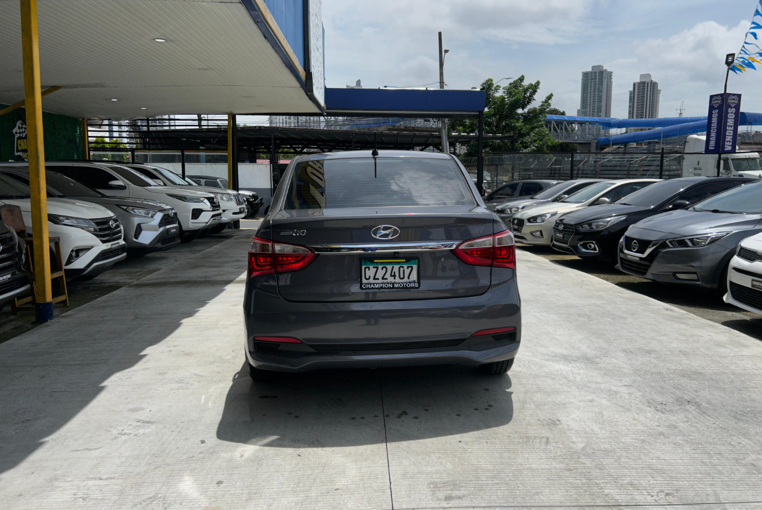 Hyundai Accent 2020 Automático color Gris, Imagen #5