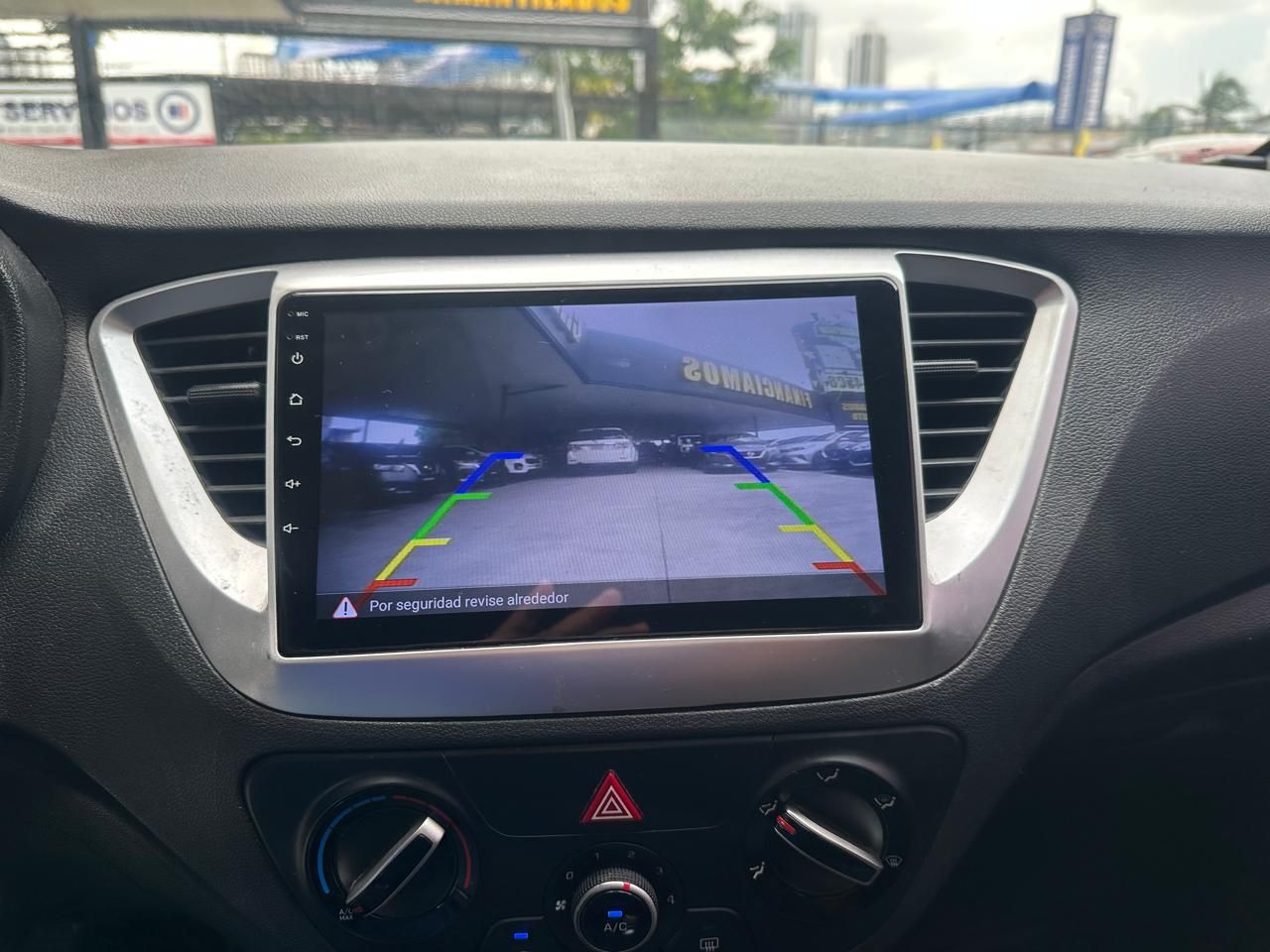 Hyundai Accent 2020, Foto 9