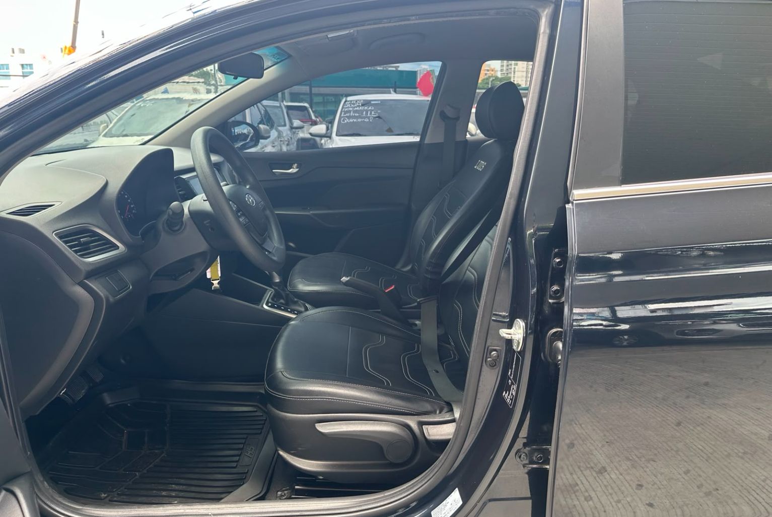 Hyundai Accent 2023, Foto 7