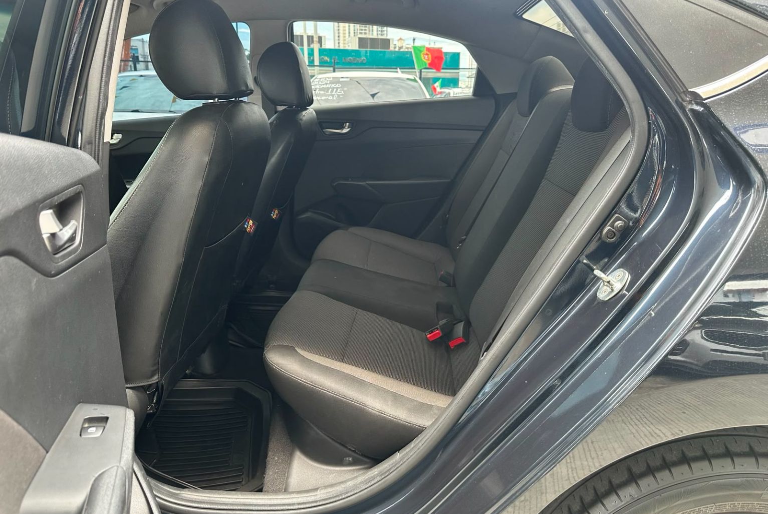 Hyundai Accent 2023, Foto 10