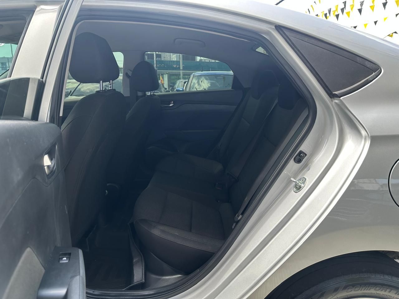Hyundai Accent 2023, Foto 8
