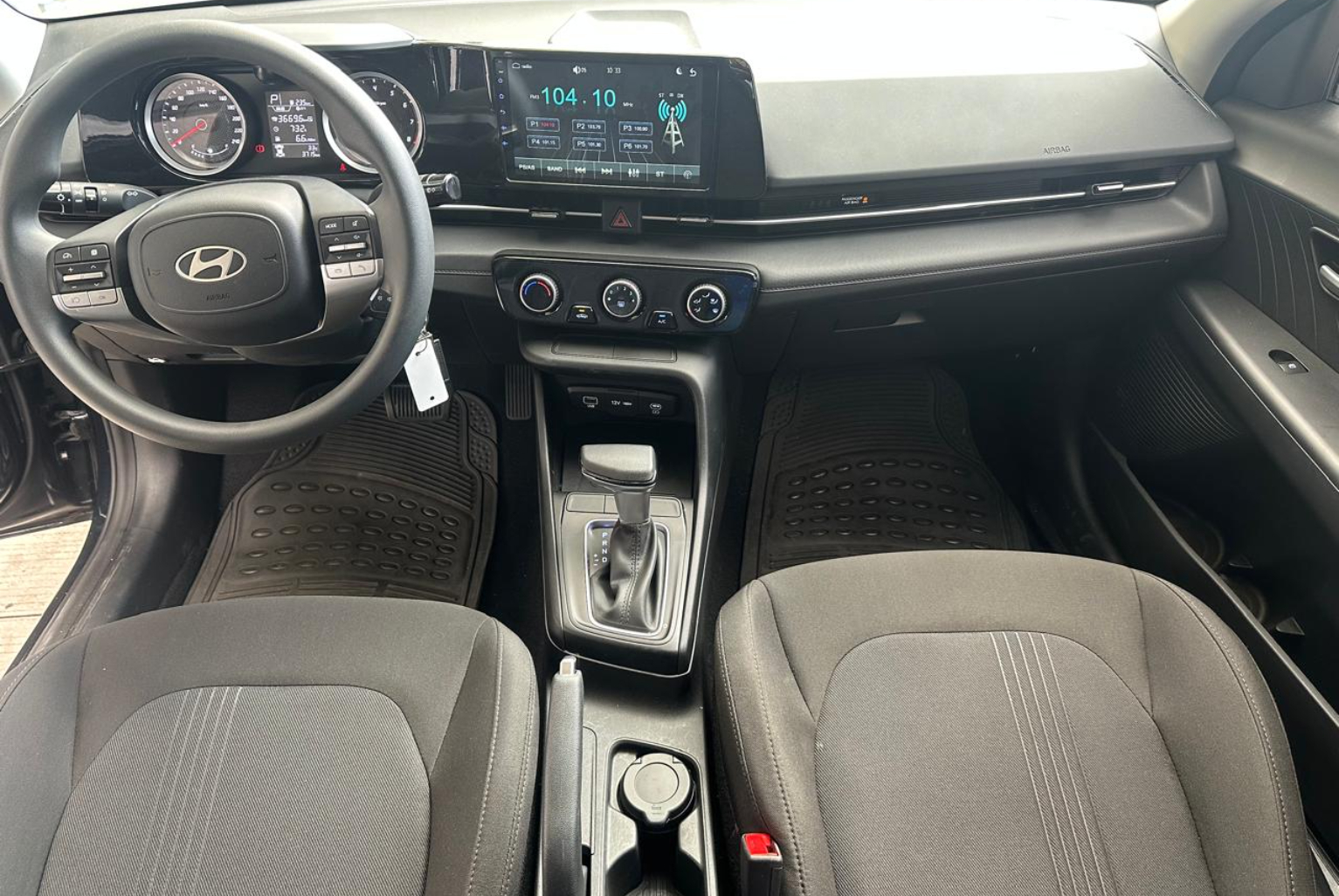 Hyundai Accent 2026 Automático color Azul, Imagen #9