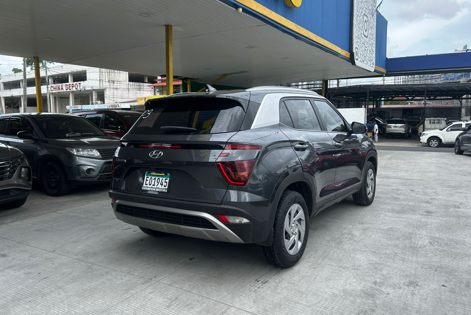 Hyundai Creta 2022 Manual color Gris, Imagen #4