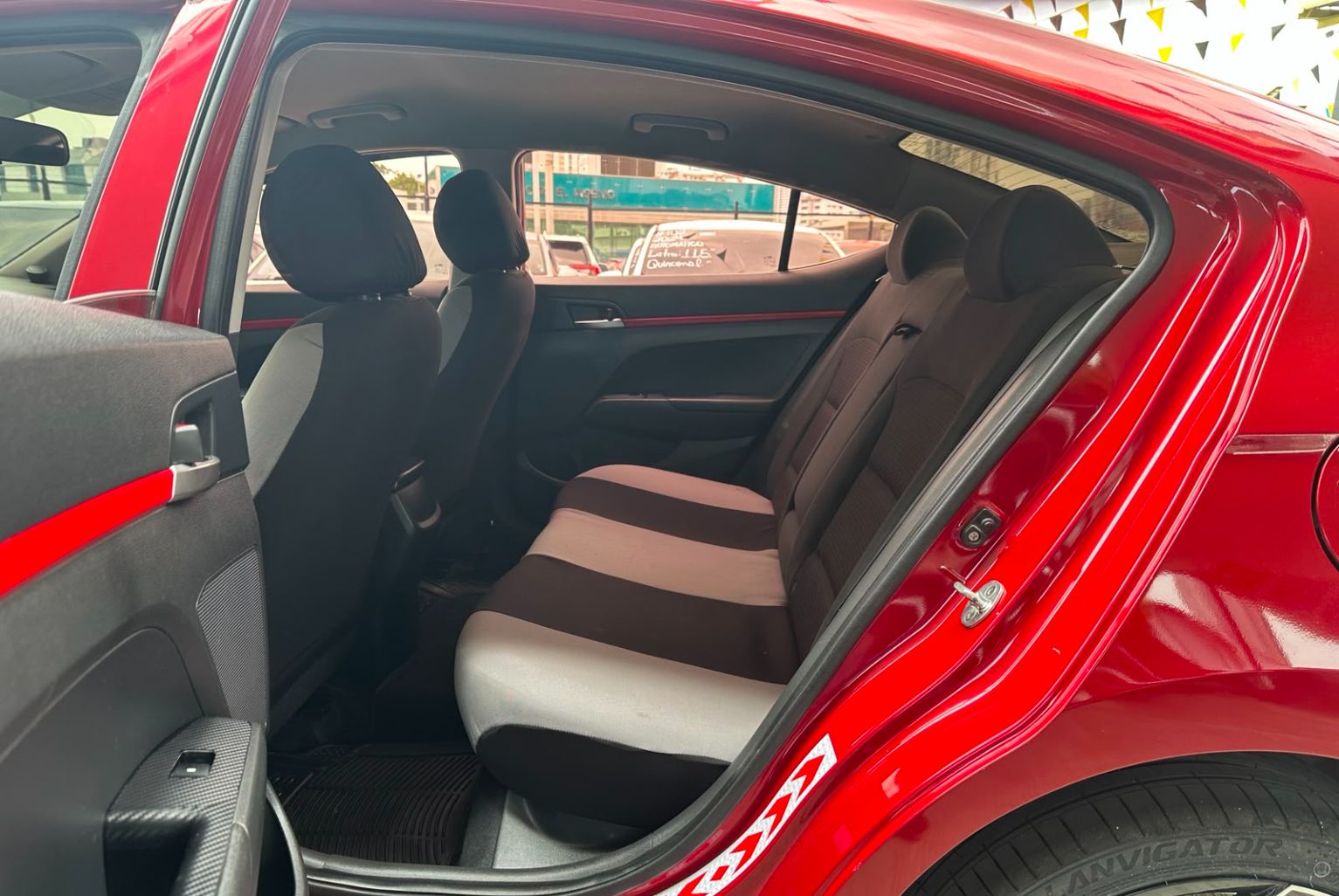 Hyundai Elantra 2020, Foto 10