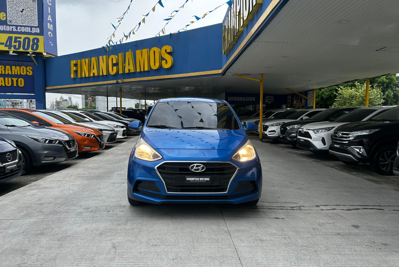Hyundai Grand i10 2020 Automático color Azul, Imagen #2