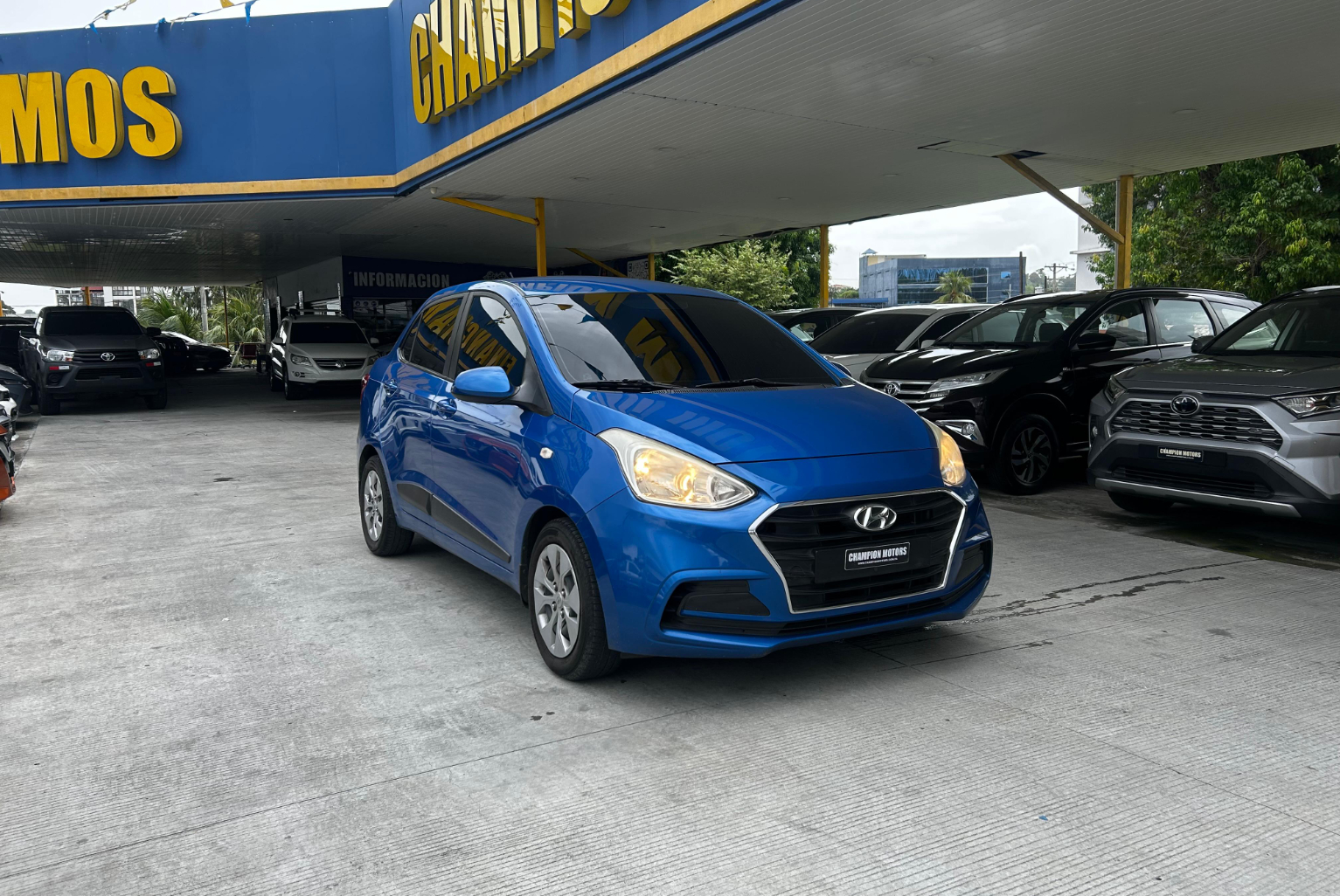 Hyundai Grand i10 2020 Automático color Azul, Imagen #3