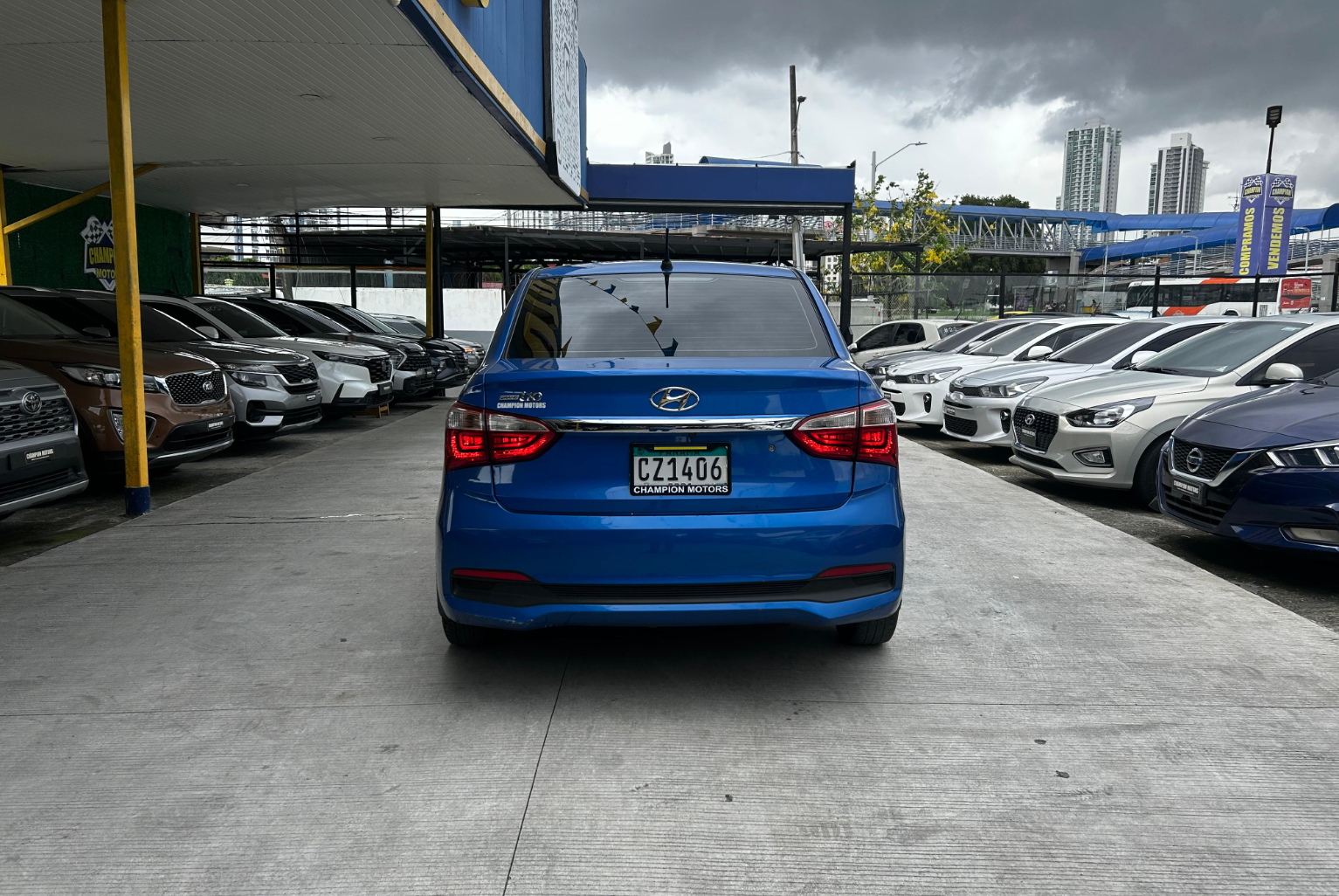 Hyundai Grand i10 2020 Automático color Azul, Imagen #5