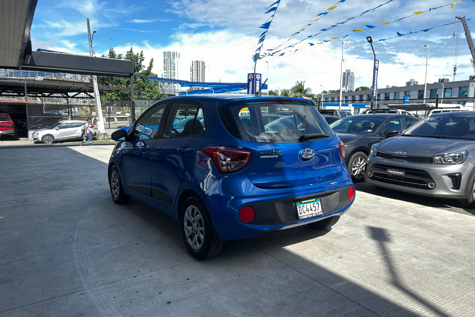 Hyundai Grand i10 2020 Automático color Azul, Imagen #6