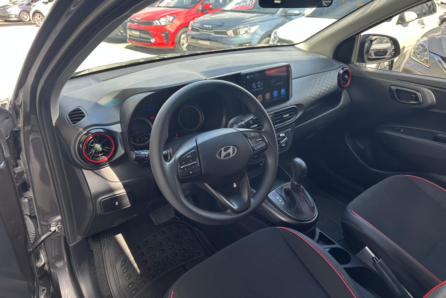 Hyundai Grand i10 2025 Automático color Gris, Imagen #8