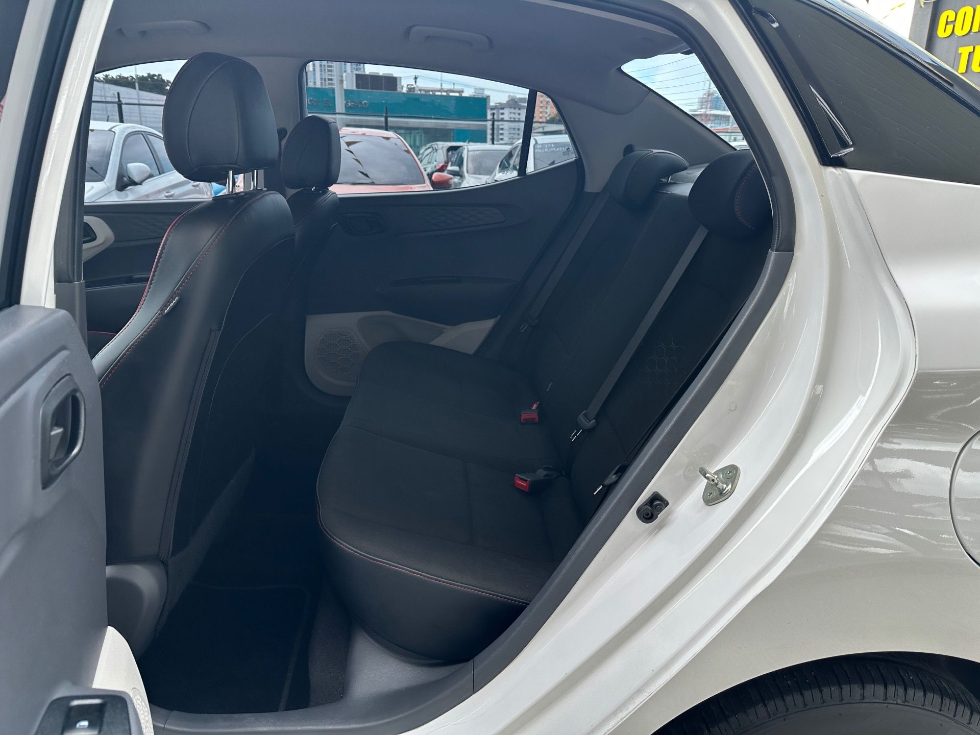 Hyundai Grand i10 2025, Foto 10