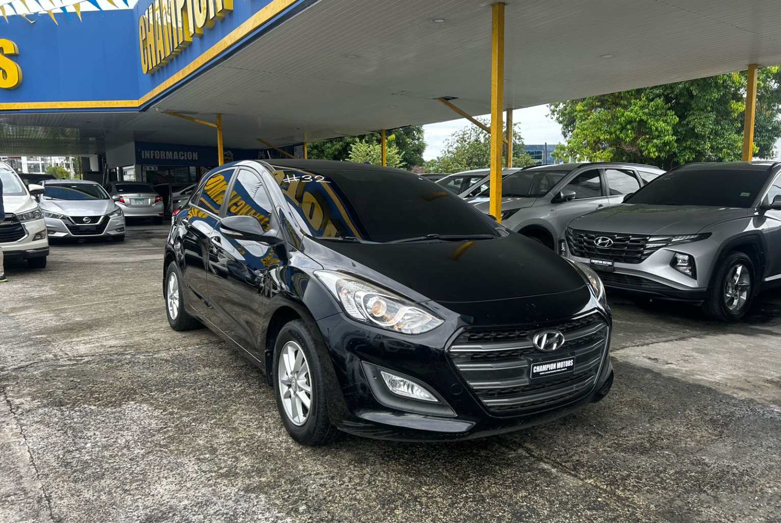 Hyundai i30 2016 Manual color Negro, Imagen #3