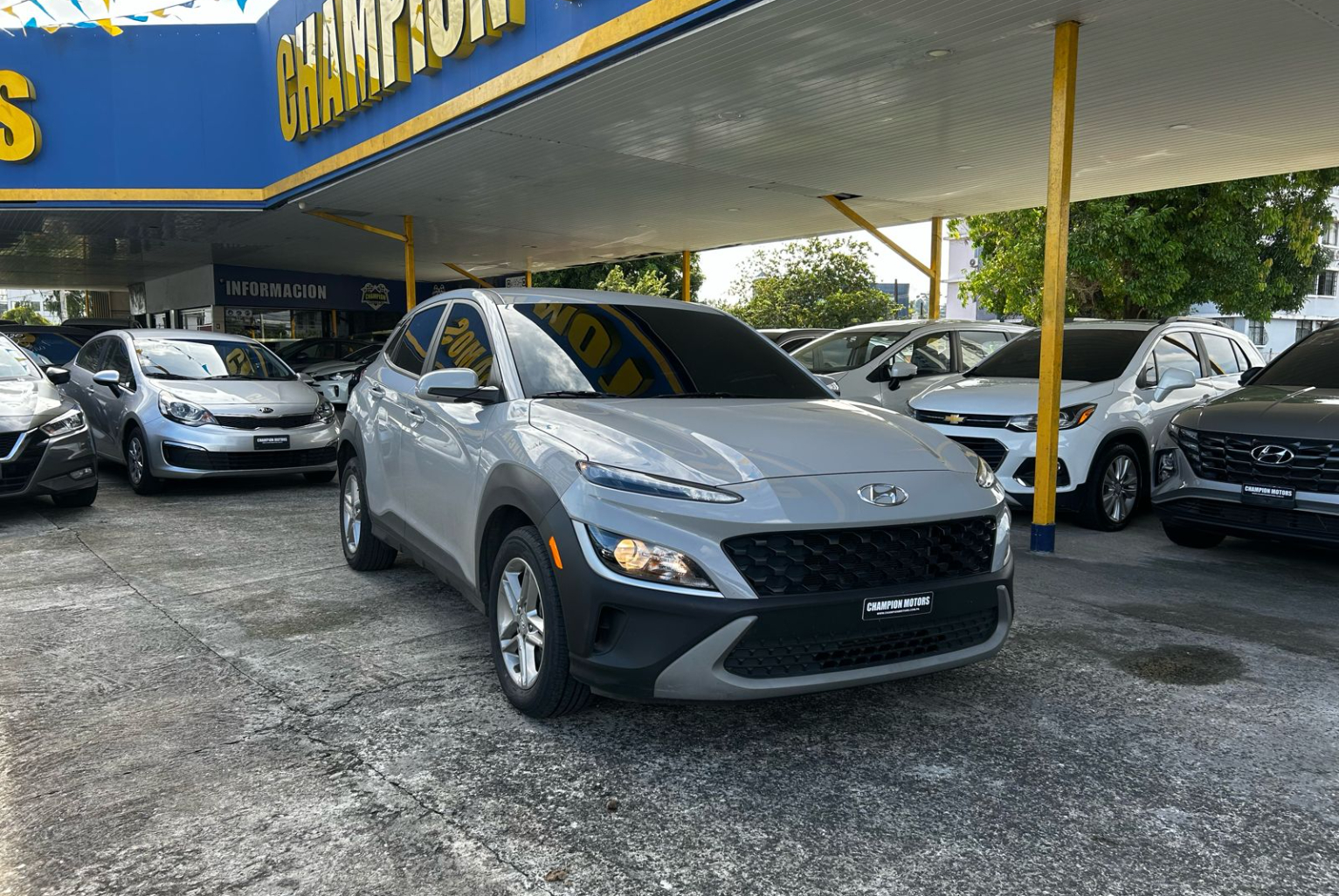 Hyundai Kona 2022 Automático color Gris, Imagen #3