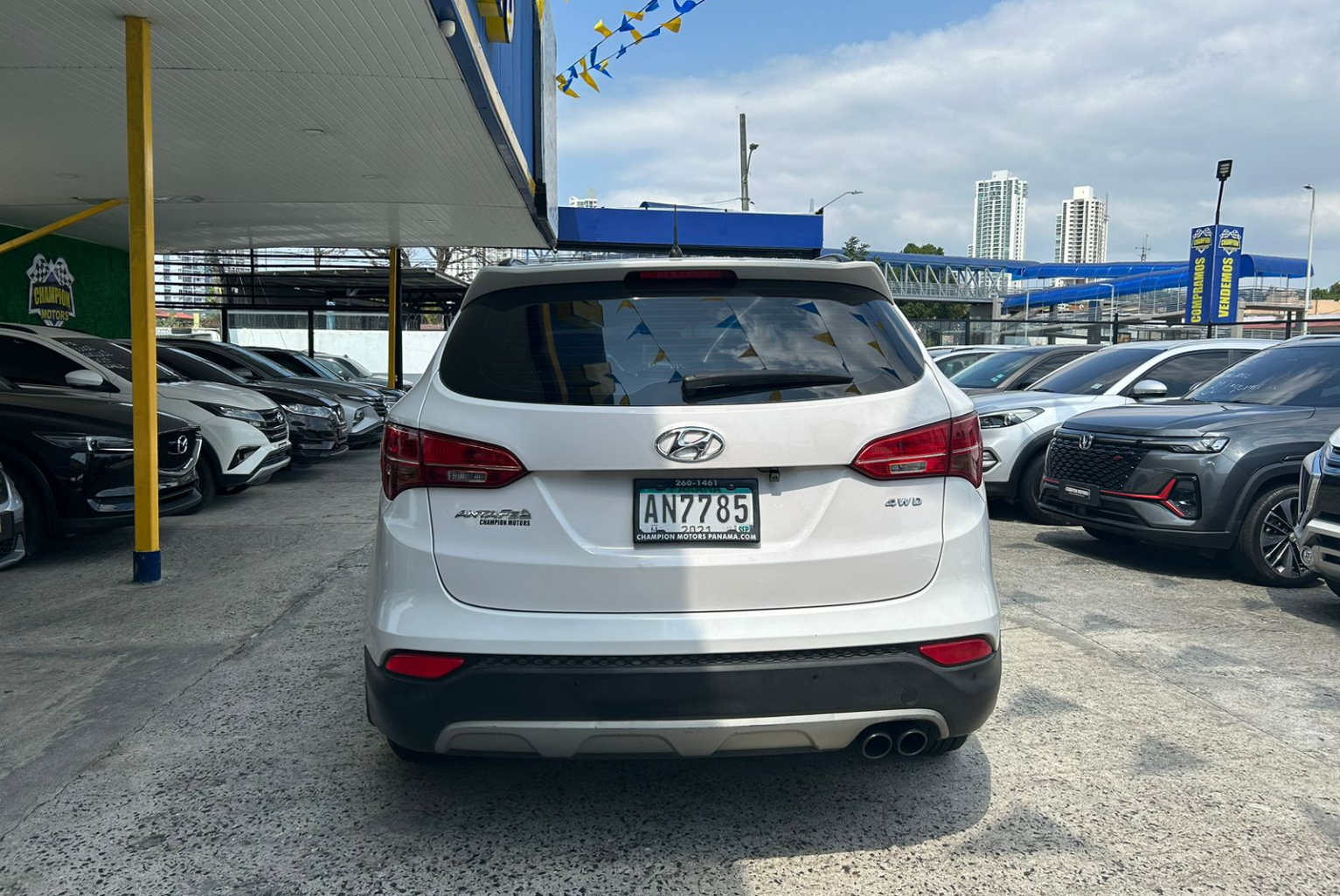 Hyundai Santa Fe 2015 Automático color Blanco, Imagen #5