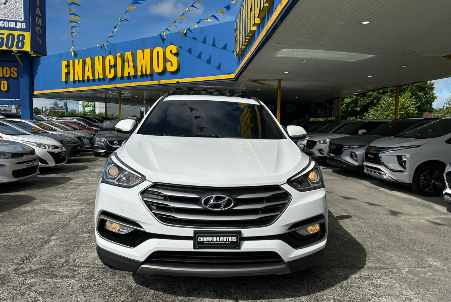 Hyundai Santa Fe 2017 Automático color Blanco, Imagen #2