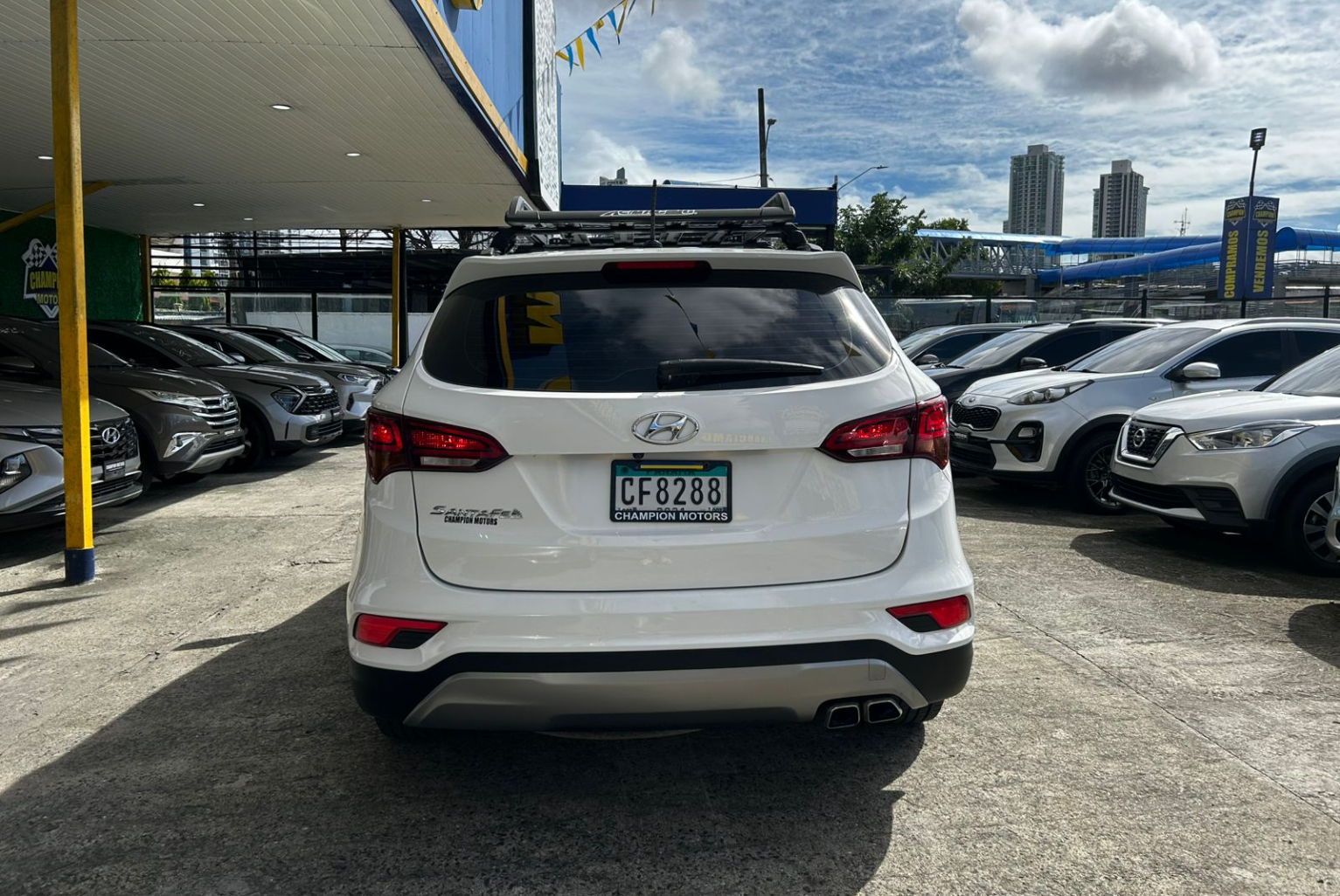 Hyundai Santa Fe 2017 Automático color Blanco, Imagen #5