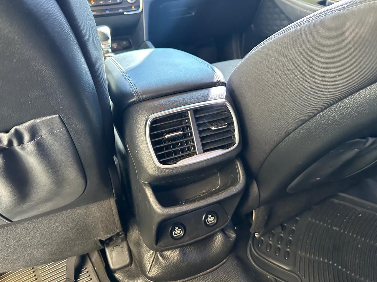 Hyundai Santa Fe 2022, Foto 12