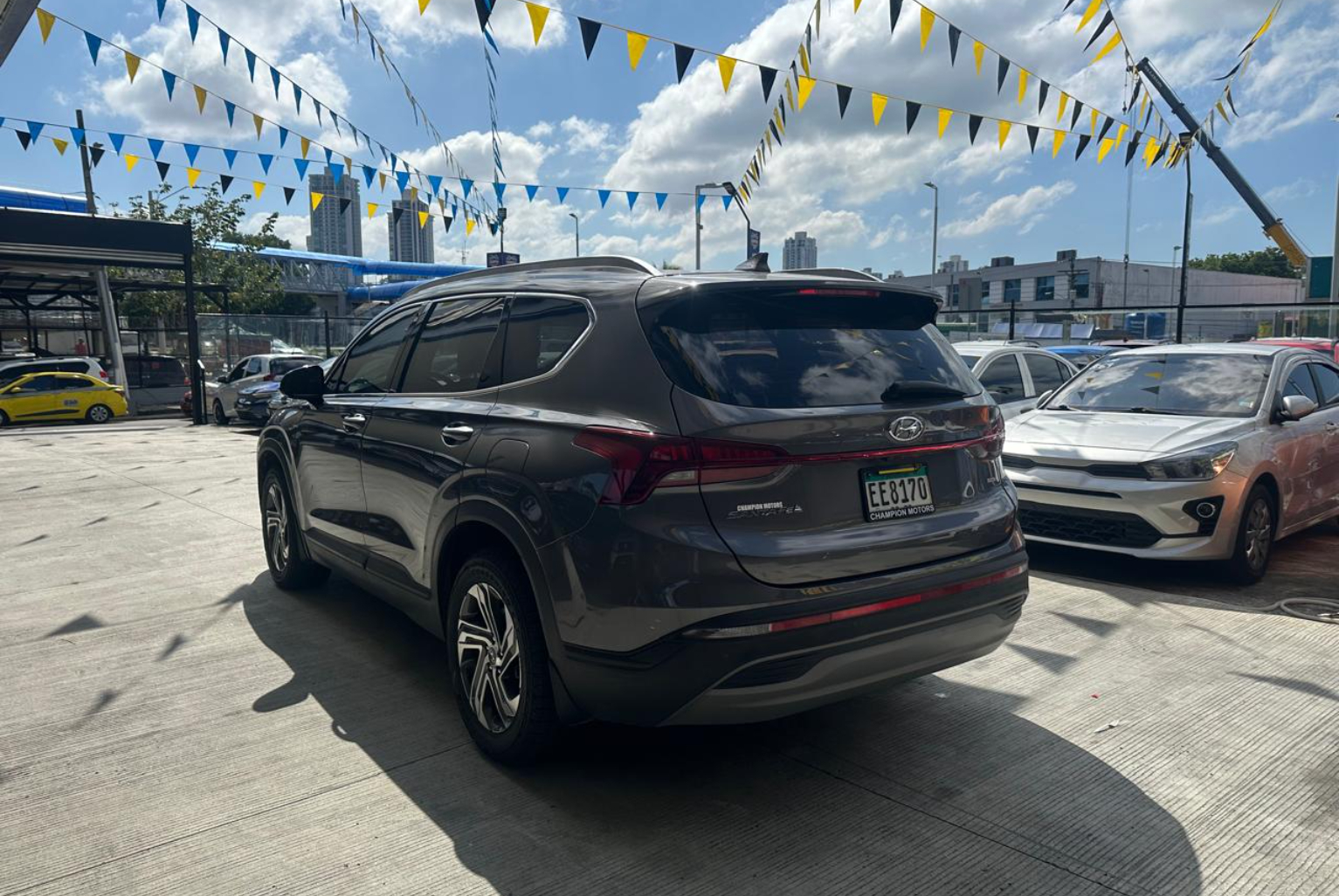 Hyundai Santa Fe 2023 Automático color Gris, Imagen #6