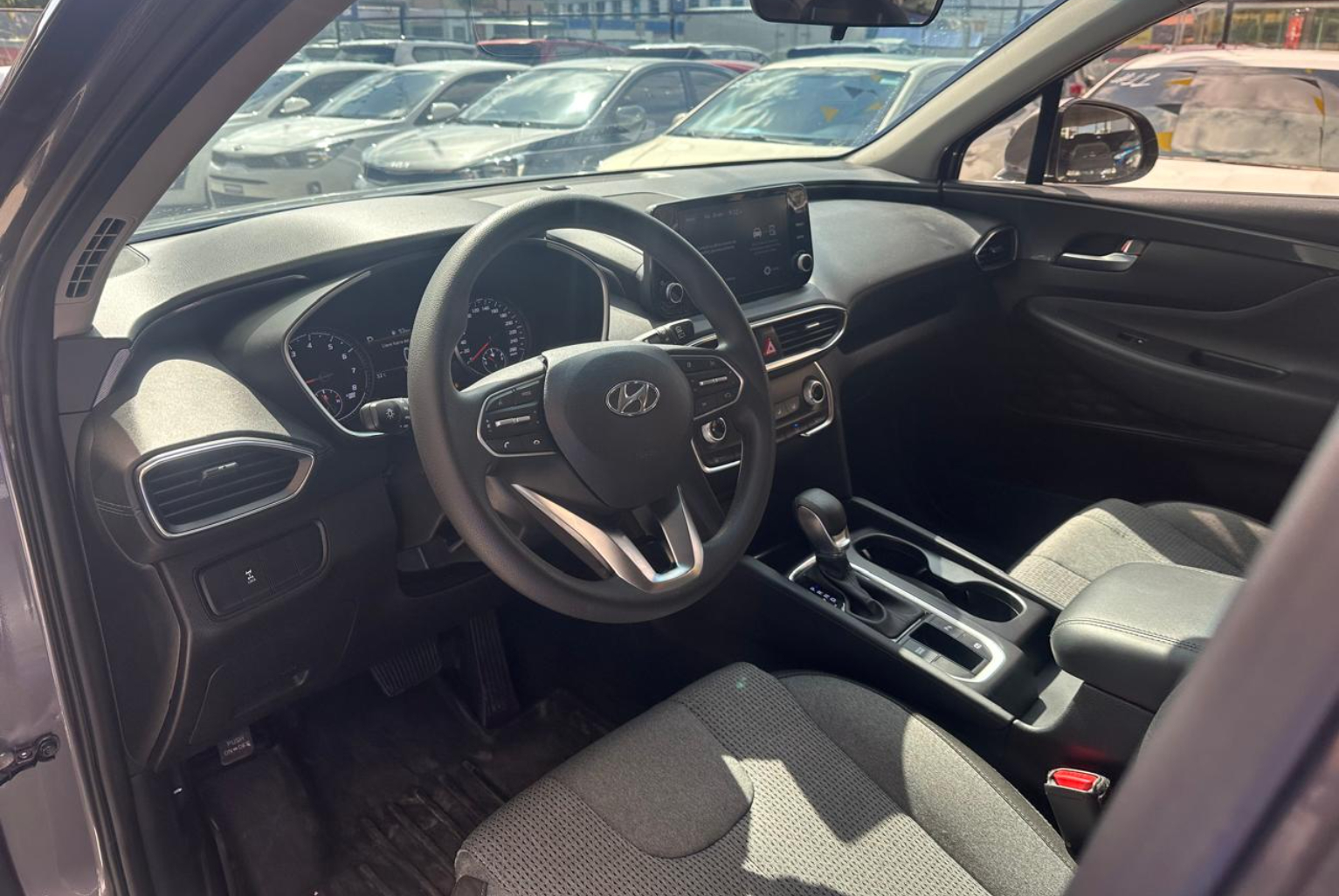 Hyundai Santa Fe 2023 Automático color Gris, Imagen #7