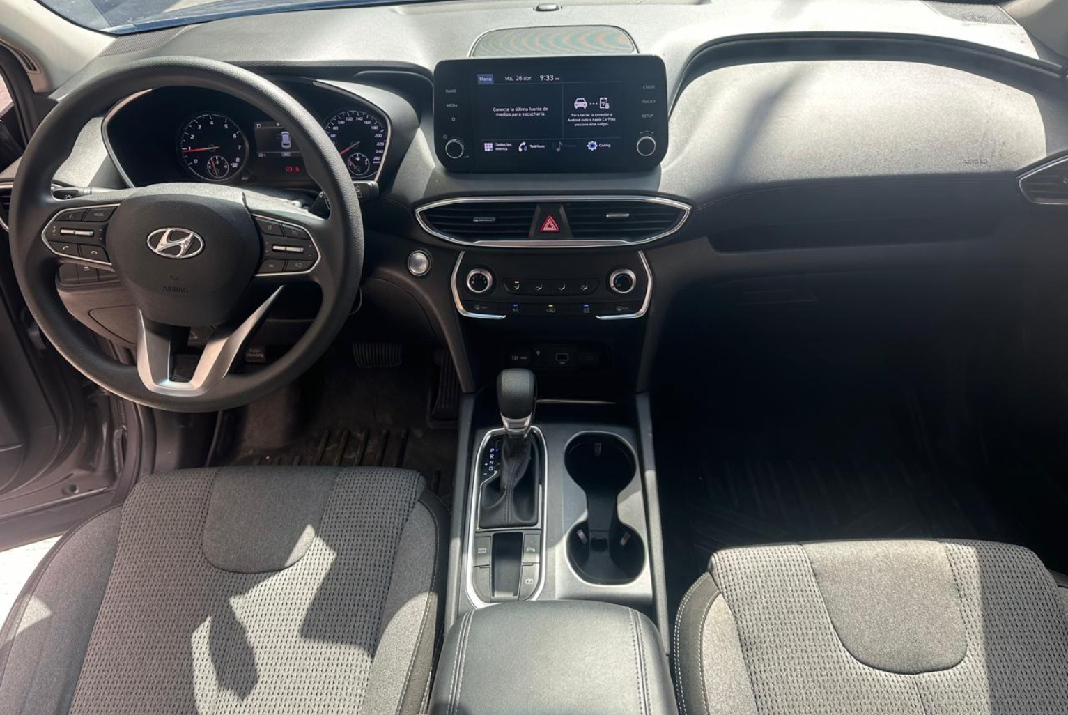 Hyundai Santa Fe 2023 Automático color Gris, Imagen #9