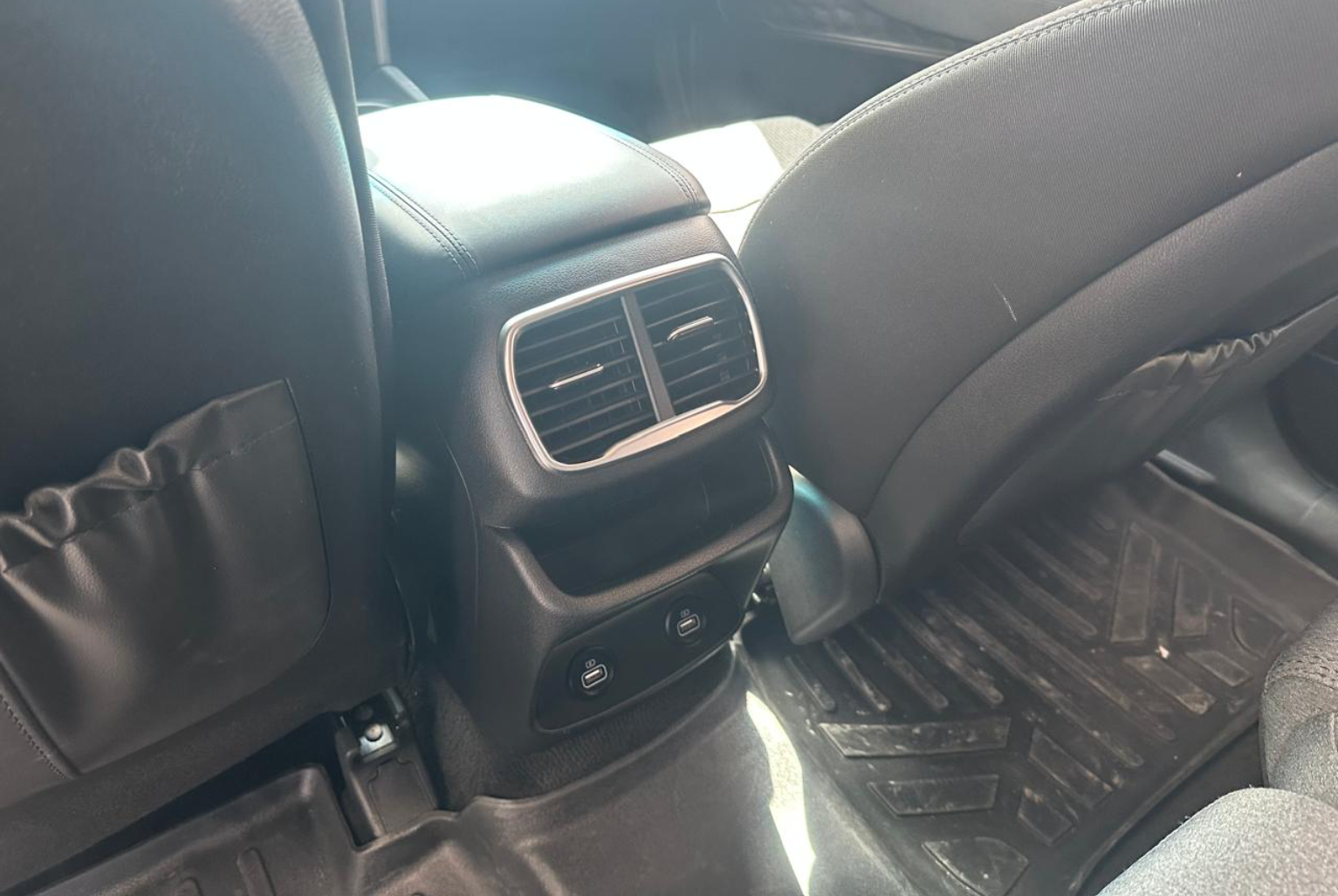 Hyundai Santa Fe 2023 Automático color Gris, Imagen #11