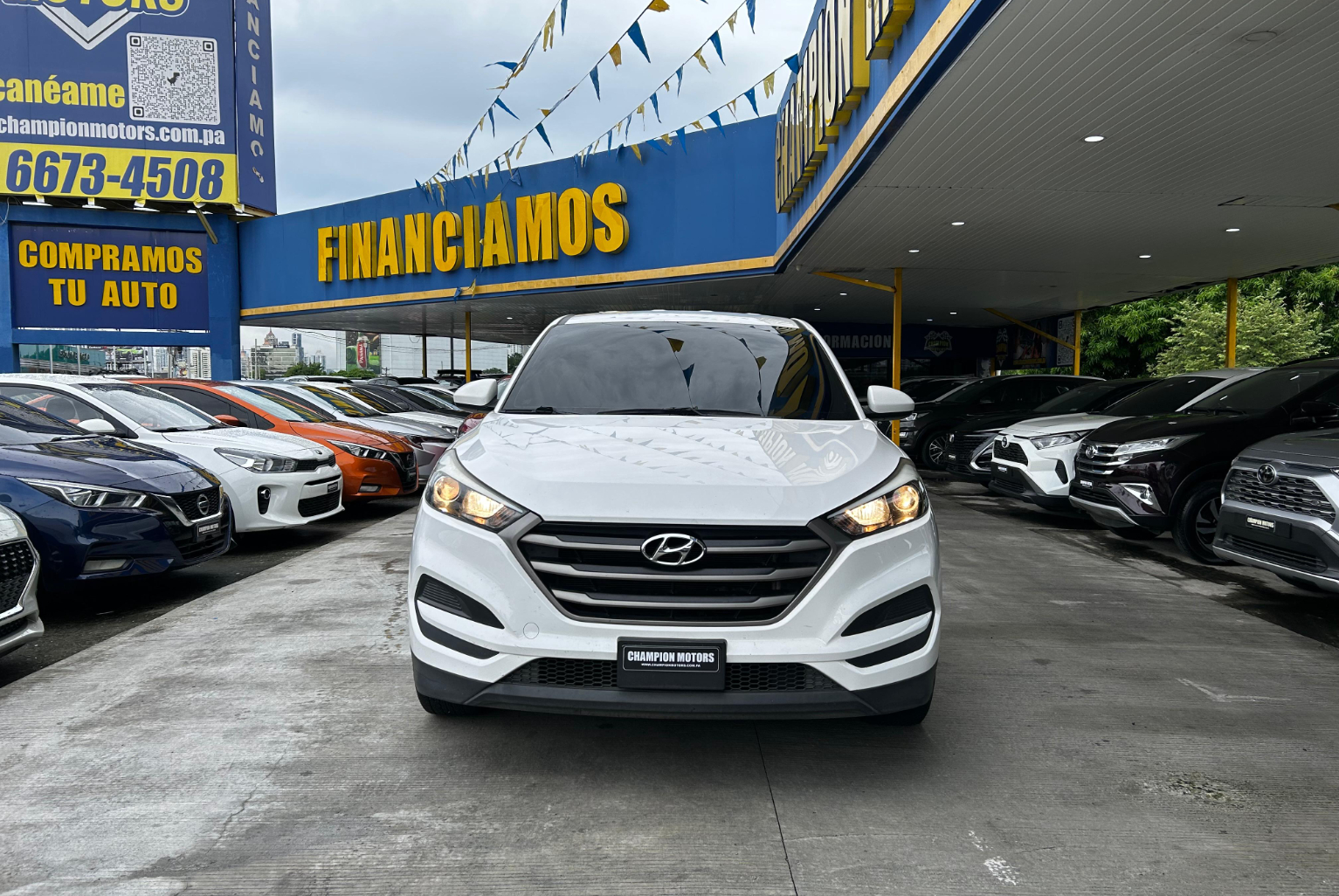 Hyundai Tucson 2016 Automático color Blanco, Imagen #2