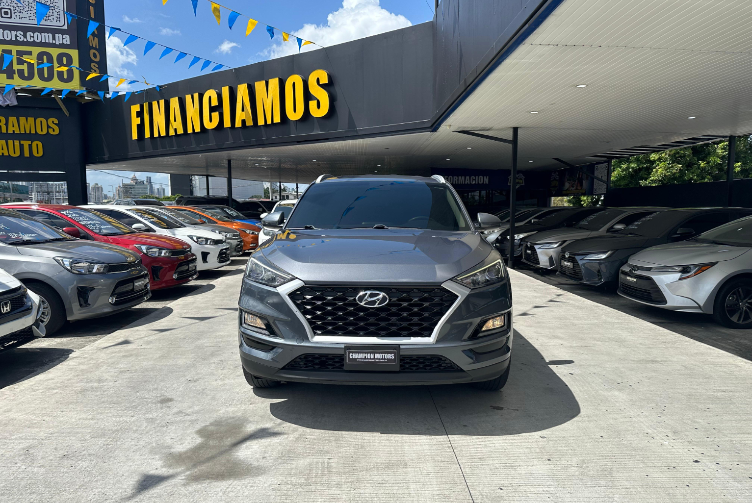 Hyundai Tucson 2019 Automático color Gris, Imagen #2