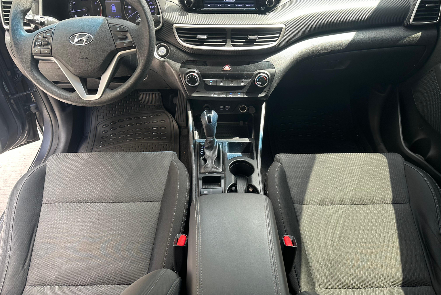 Hyundai Tucson 2019 Automático color Gris, Imagen #9