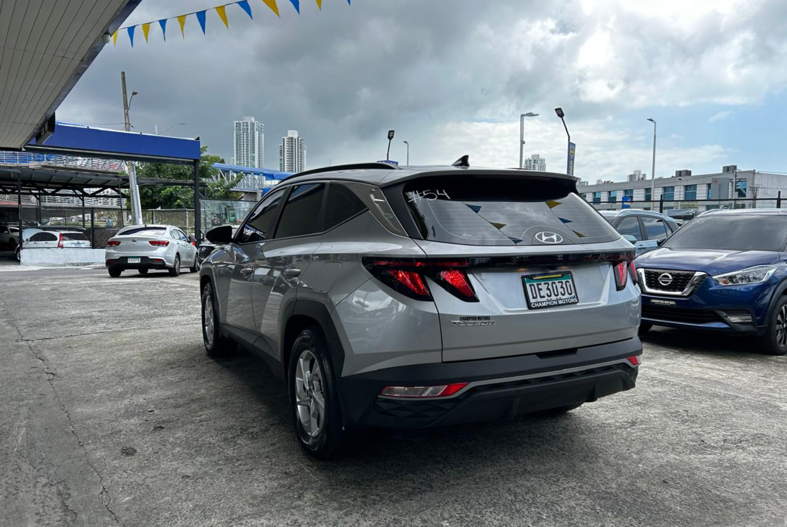 Hyundai Tucson 2023 Automático color Plateado, Imagen #6