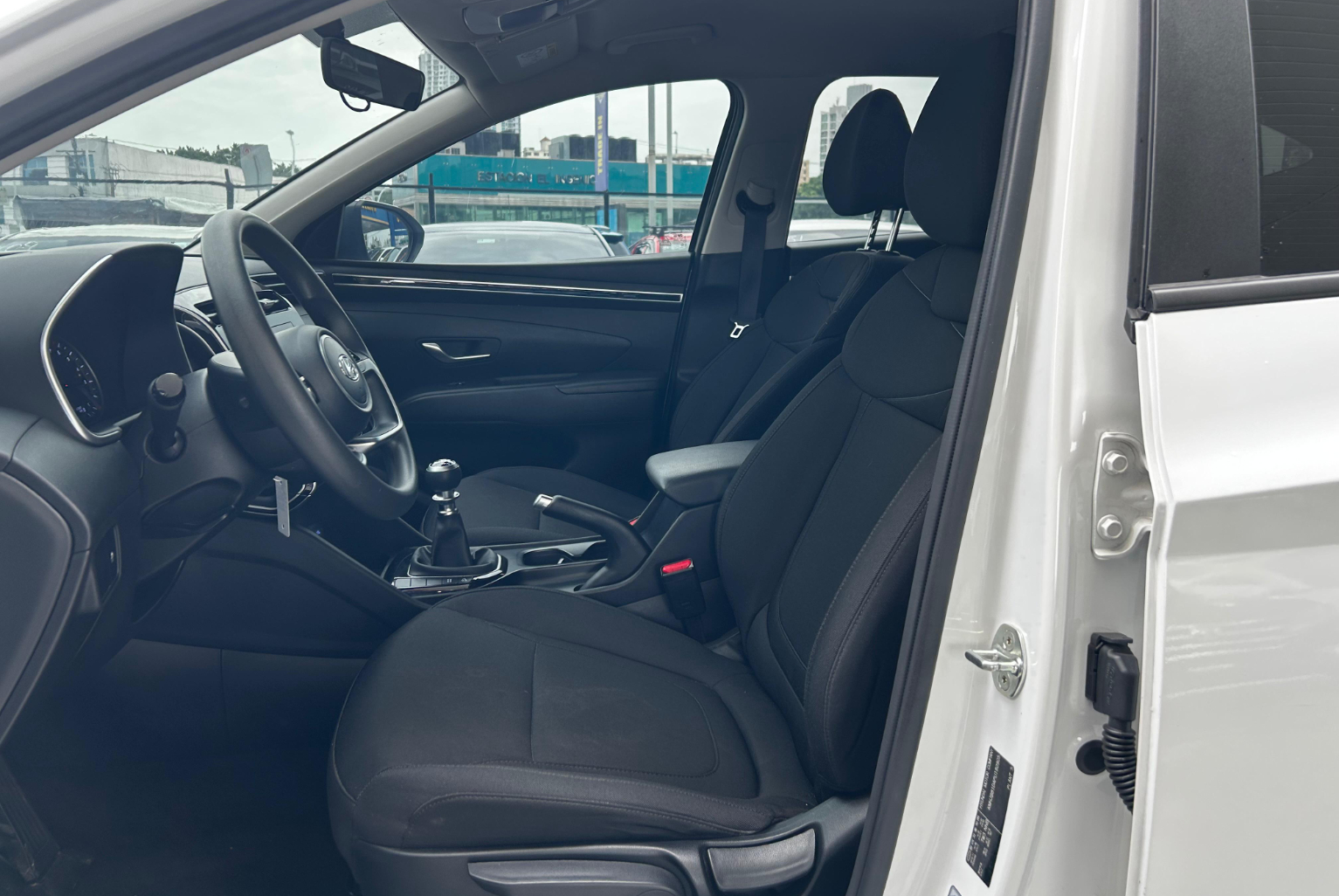 Hyundai Tucson 2023 Manual color Blanco, Imagen #7