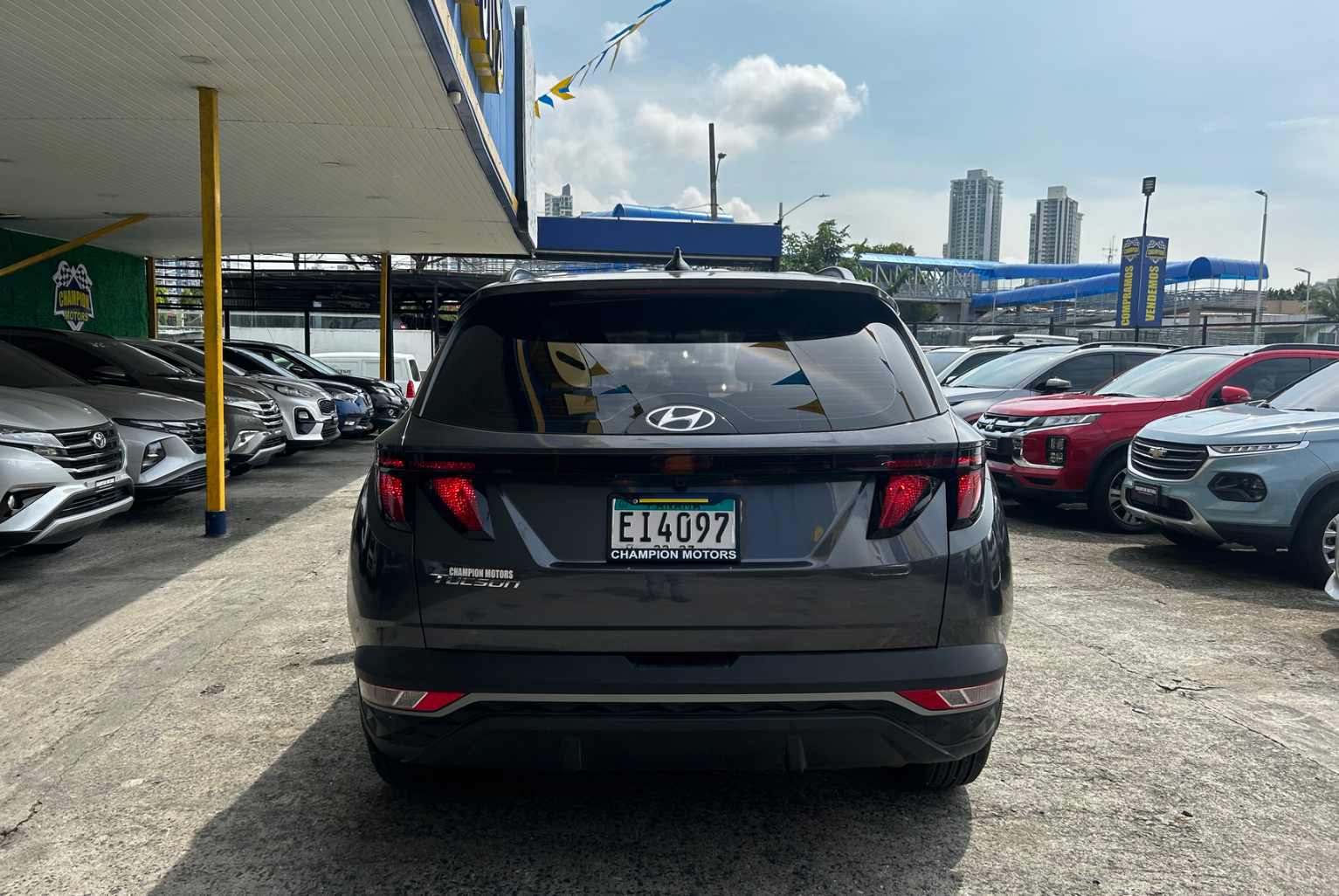 Hyundai Tucson 2024 Automático color Gris, Imagen #5