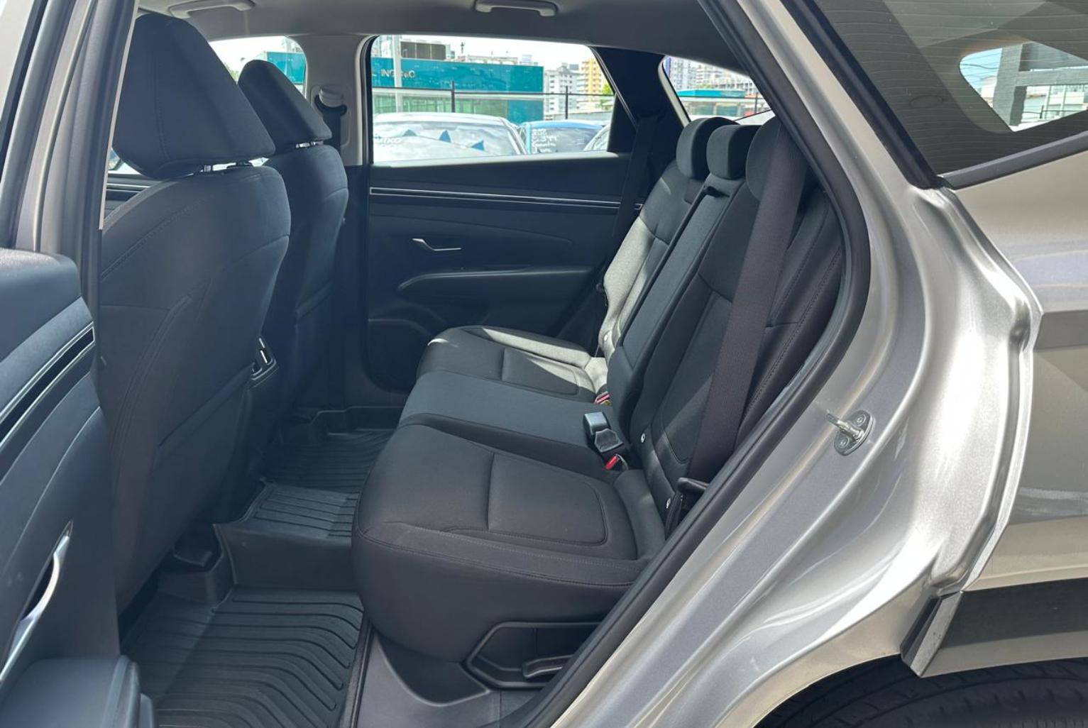 Hyundai Tucson 2024 Automático color Plateado, Imagen #9