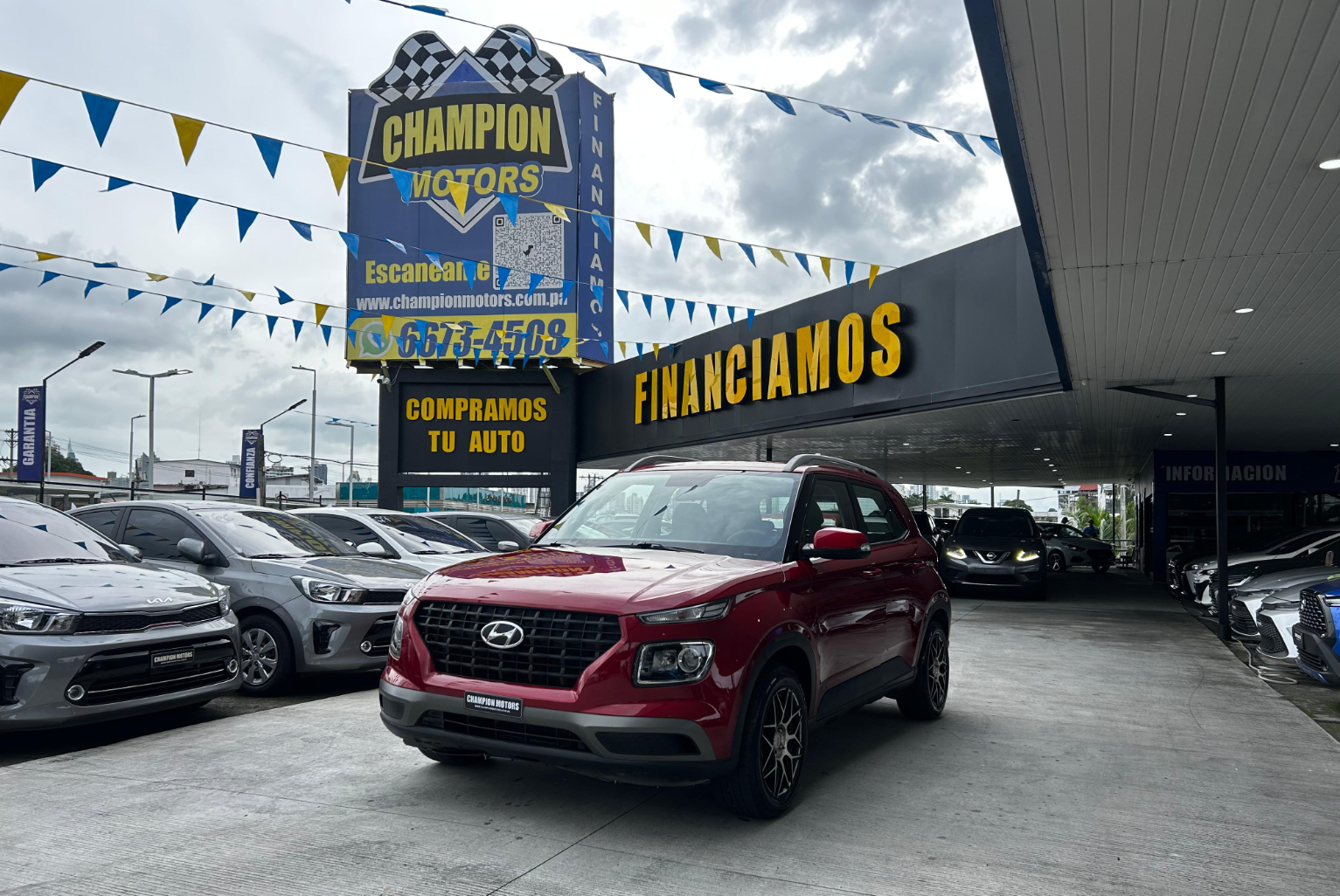 Hyundai Venue 2020 Automático color Rojo, Imagen #1