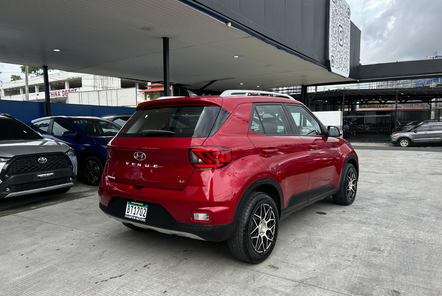 Hyundai Venue 2020 Automático color Rojo, Imagen #4