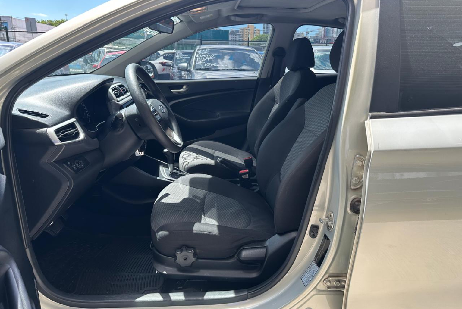 Hyundai Verna 2022 Automático color Verde, Imagen #7