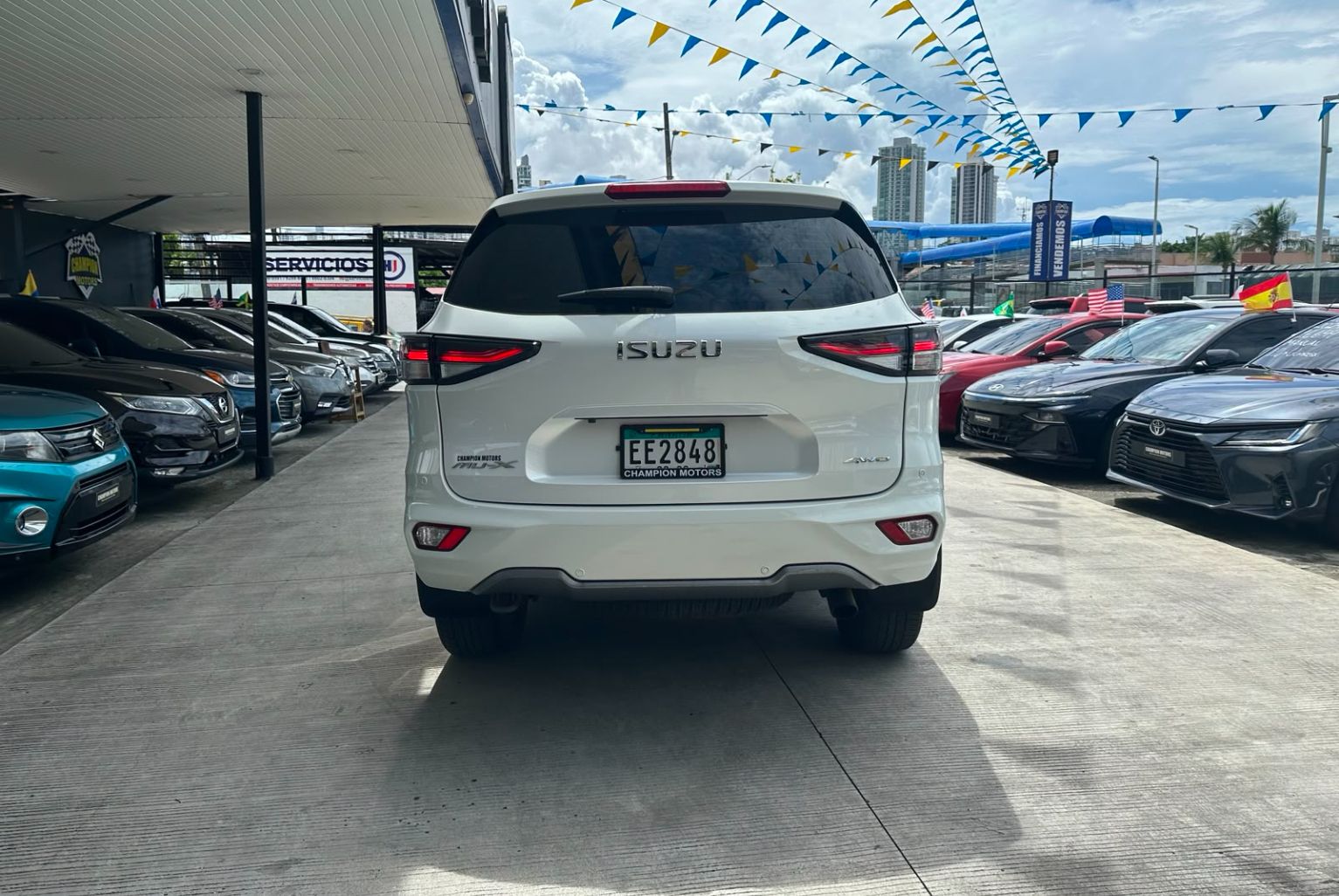 Isuzu Mu-X 2023, Foto 5