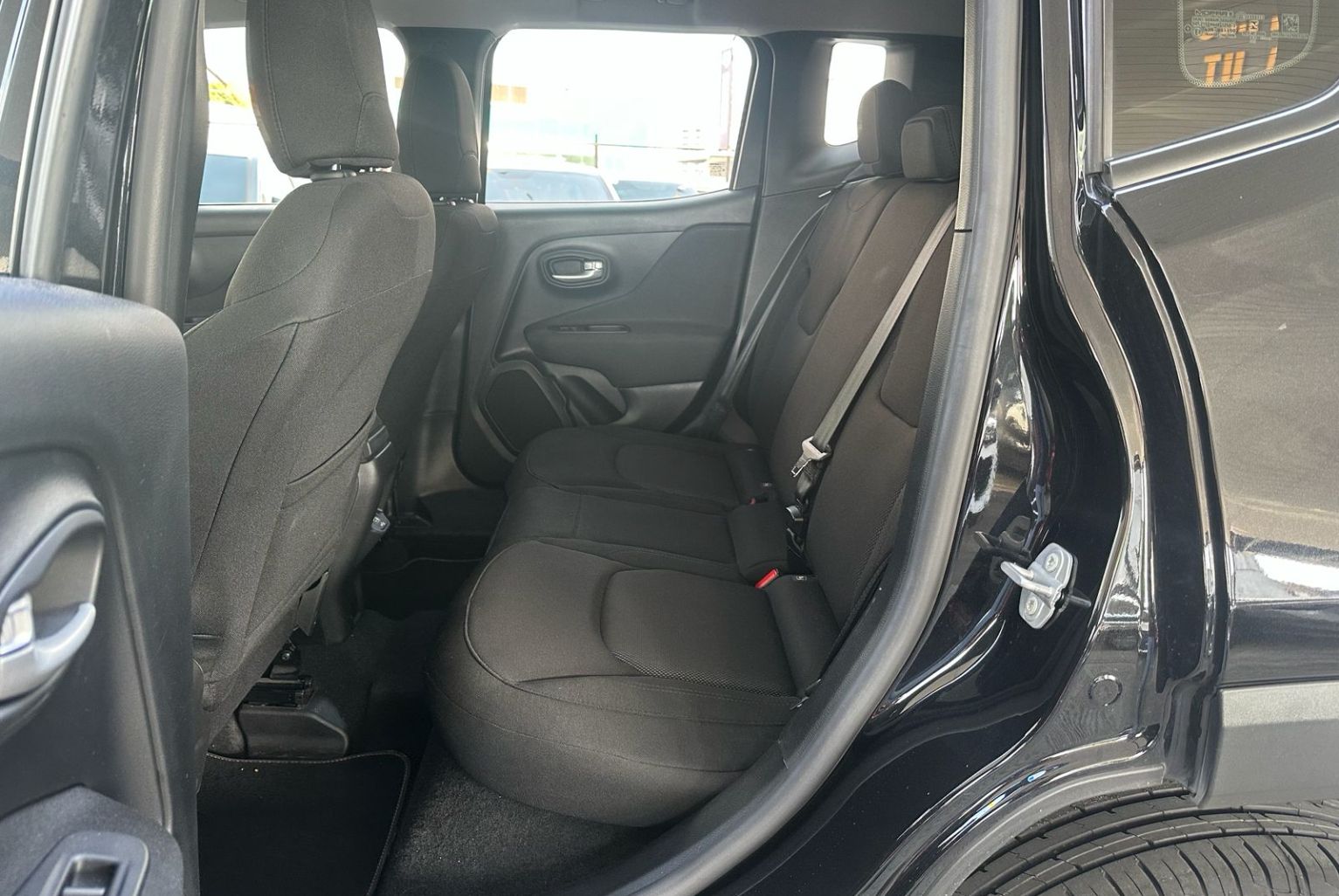 Jeep Renegade 2022, Foto 10